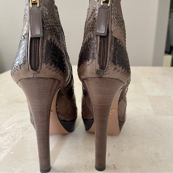 Prada platform ankle boot - Picture 5 of 8